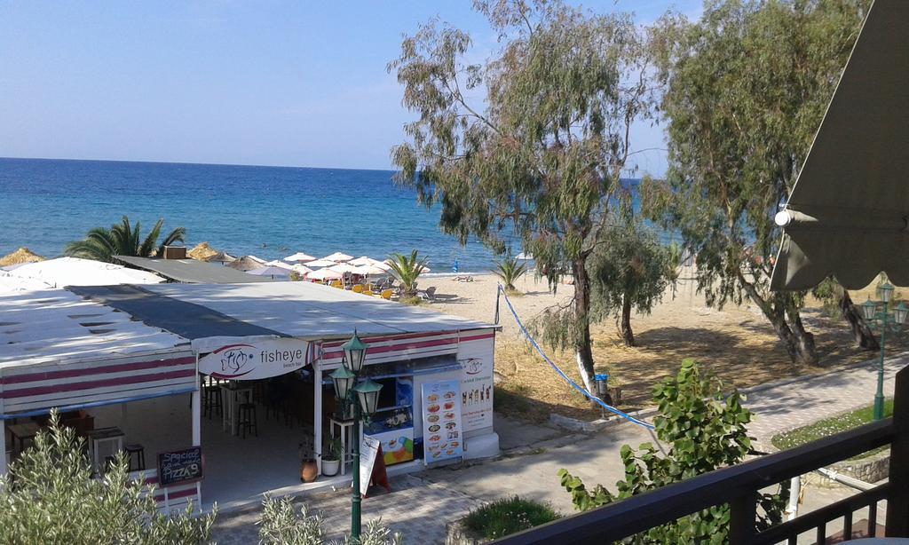 Seaside Studios Paralia Dionisiou Eksteriør billede